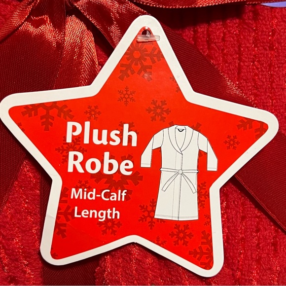 Red Plush Robe Size 2X - Picture 3 of 5